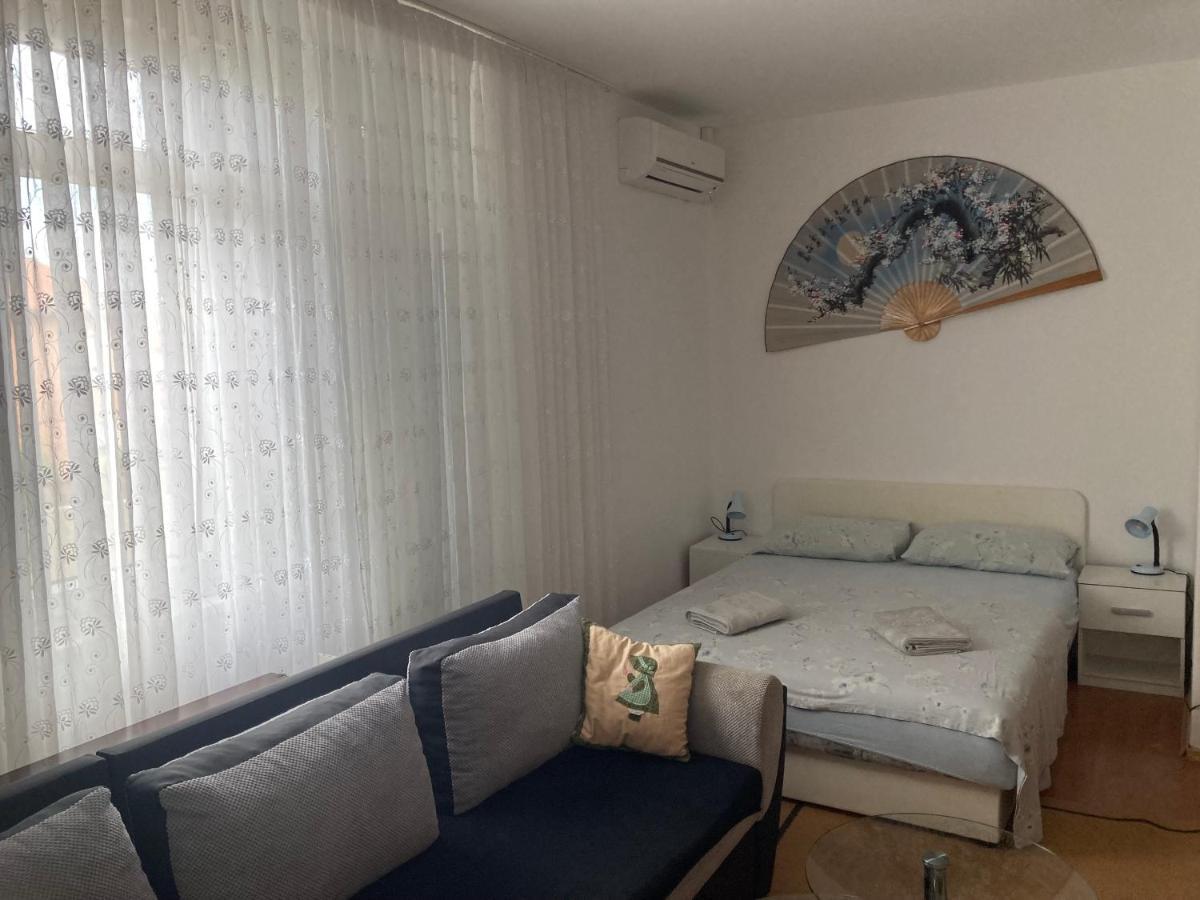 Apartment La Mar Pula Exterior photo